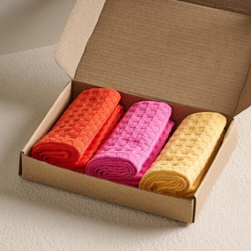 Sunset Hues Towel Set & Lunch Bag - Four Piece Set