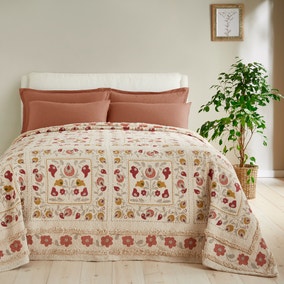 Churchgate Morcott Tufted Matelassé Bedspread